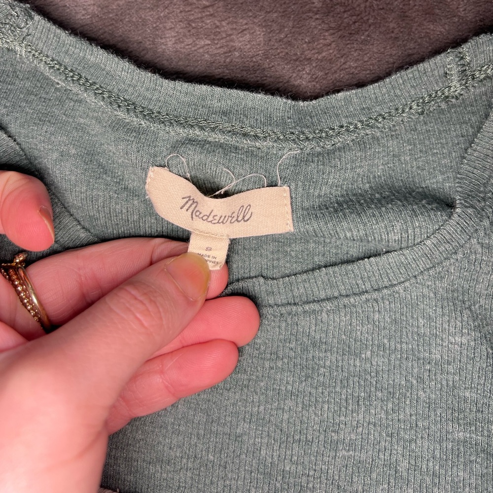Madewell Sleeveless Gray Muscle Tee - Picture 4 of 4